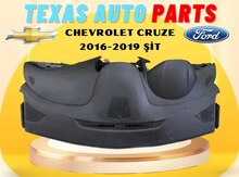 "Chevrolet Cruze" ön paneli