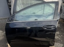 "Toyota Corolla" qapıları
