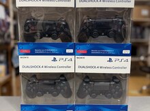 PS4 "Dualshock 4" pultu