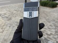 New Vertu Agent Q Silver 2025