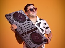 Dj xidməti