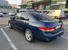 Honda Accord, 2004 il