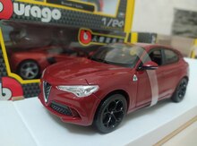 Burago 1 24 Alfa Romeo Stelvio, Mcllaren, Renault turbo 5 modelleri 