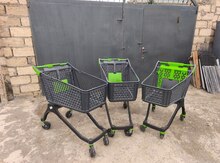 Plastik market arabası