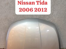 Nissan Tiida 2012 kapotu