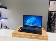 Noutbuk Lenovo V15