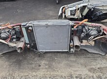 "BMW 3 Series (E36)" su radiatoru 