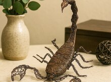 Dekorativ əl işçiliyi metal əqrəb