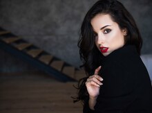 Model tələb olunur