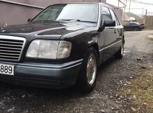 Mercedes E 220, 1995 il