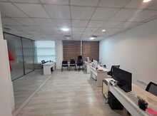 Ofis icarəyə verilir, Əhməd Rəcəbli küç.