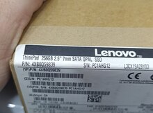 LENOVO ThinkPad 256GB SSD