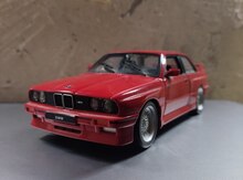 BMW M3 (E30) avtomobili