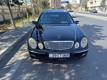 Mercedes E 220, 2003 il