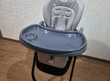 Qidalanma üçün uşaq oturacağı