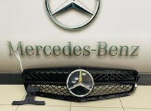 Mercedes W204 2007-13 radiator barmaqlığı 