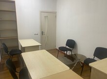 Ofis icarəyə verilir, 28 may m.