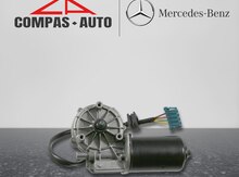 Mercedes-Benz W202 şüşəsilənin mühərriki