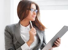Ofis-menecer işi axtarıram