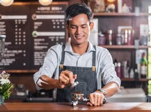 Barista işi axtarıram