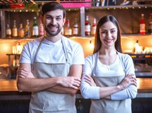 Ofisiant işi axtarıram