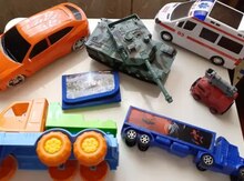 Игрушки