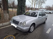 Mercedes E 220, 1998 il