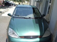 Ford Focus, 2000 il