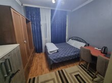 3-otaqlı mənzil kirayə verilir, M.Muxtarov küç.203 A, 200 m²