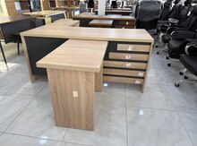 Ofis masası