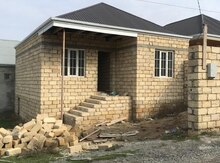 Həyət evi, Hökməli qəs.