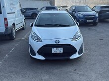 Toyota Aqua icarəsi