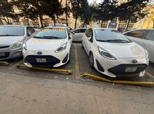 Toyota Aqua icarəsi