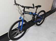 Adidas velosipedi