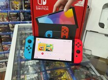 Nintendo Oled white red black