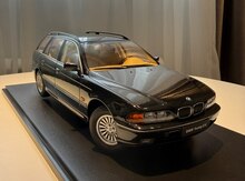 BMW 1/18 5 ci seriya triple 9