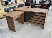 Ofis masası
