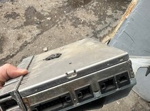 Mercedes W211 Harman kardon səsgücləndiricisi 