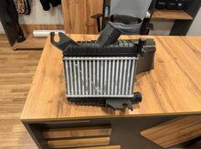 Land Rover Range Rover Vogue 2024-2026 radiatoru