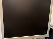 Monitor 19 HP