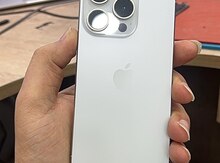 Apple iPhone 15 Pro korpusu