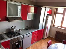 3-otaqlı mənzil kirayə verilir, Nərimanov r., 120 m²