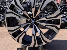 BMW X7 diskləri R22