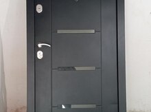 Qapı