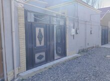 Həyət evi, Corat bağları