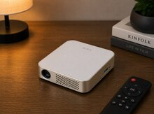 E2 plus mini proyektoru