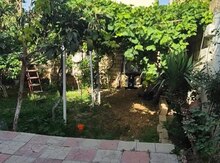 Həyət evi, Corat bağları