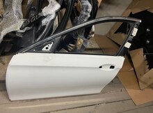 Mercedes W213 qapısı