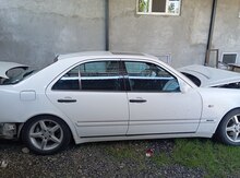 Mercedes E 320, 1998 il