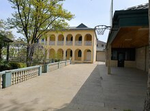 Bağ evi, Novxanı qəs.